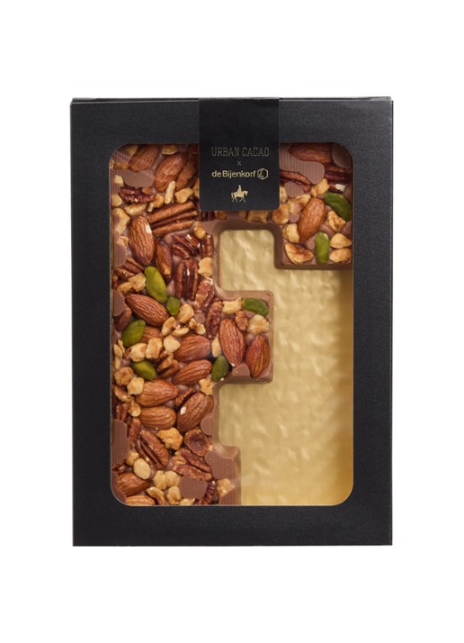 Urban Cacao Melk chocoladeletter met noten 180 gram