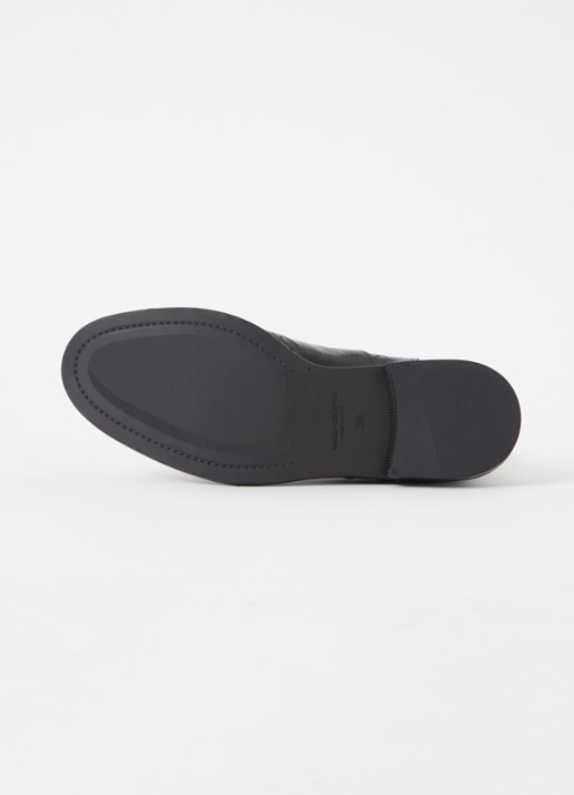 Vagabond Shoemakers Amina chelsea boot van lakleer met broque details - detail 3 zwart