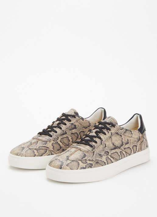 Vagabond Shoemakers Cody sneaker van geitenleer met slangenprint - detail 2 beige