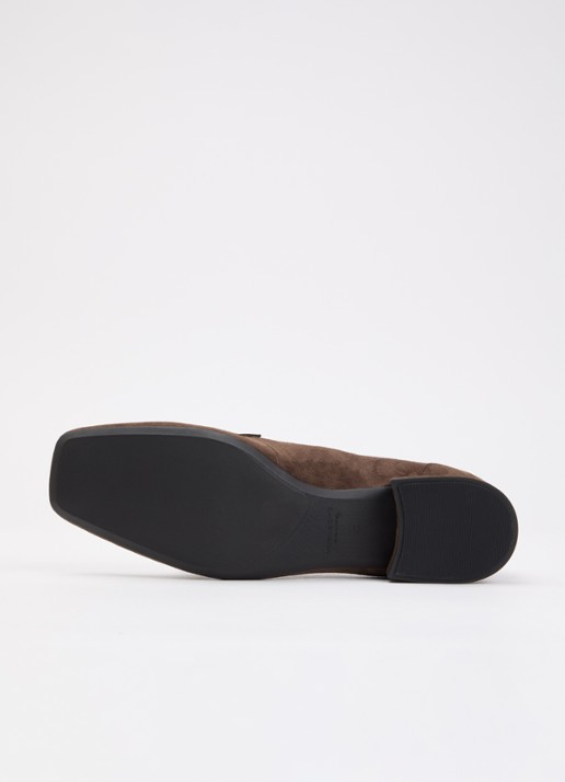 Vagabond Shoemakers Debbi loafer van suède met franjes - detail 6 donkerbruin