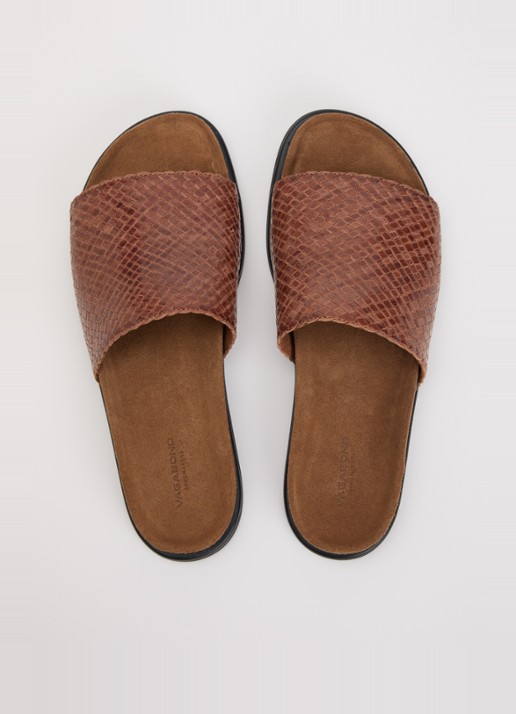Vagabond Shoemakers Effie slipper van leer - detail 3 cognac