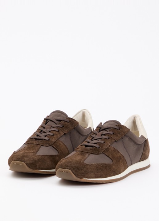 Vagabond Shoemakers Yasmin sneaker met suède details - detail donkerbruin
