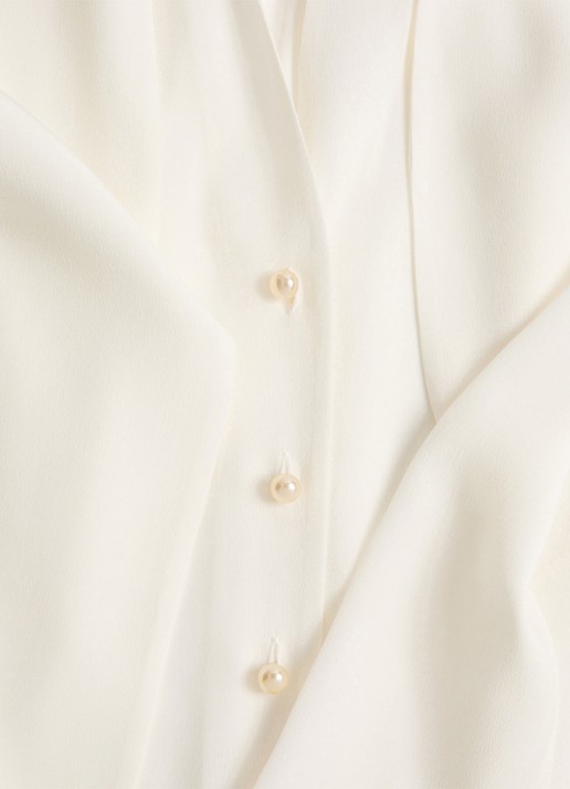 Valentino Garavani Blouse van zijde met strikkraag - detail 3 gebroken wit