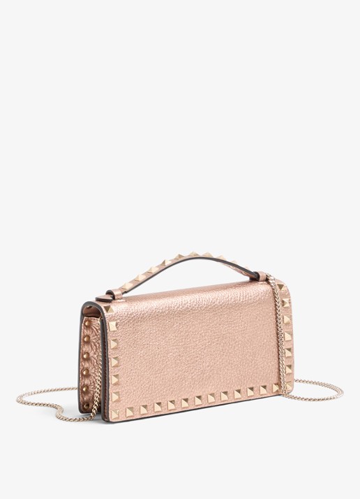 Valentino Garavani Clutch van kalfsleer met metallic finish en studs - voorkant 3 brons