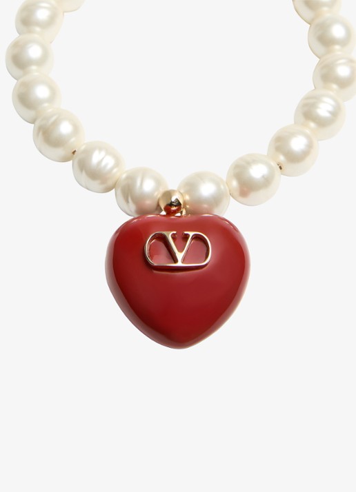 Valentino Garavani Coeur Royal parelarmband met hanger - detail rood