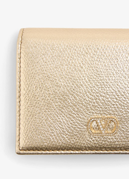 Valentino Garavani Portemonnee van kalfsleer met metallic finish - detail 4 goud