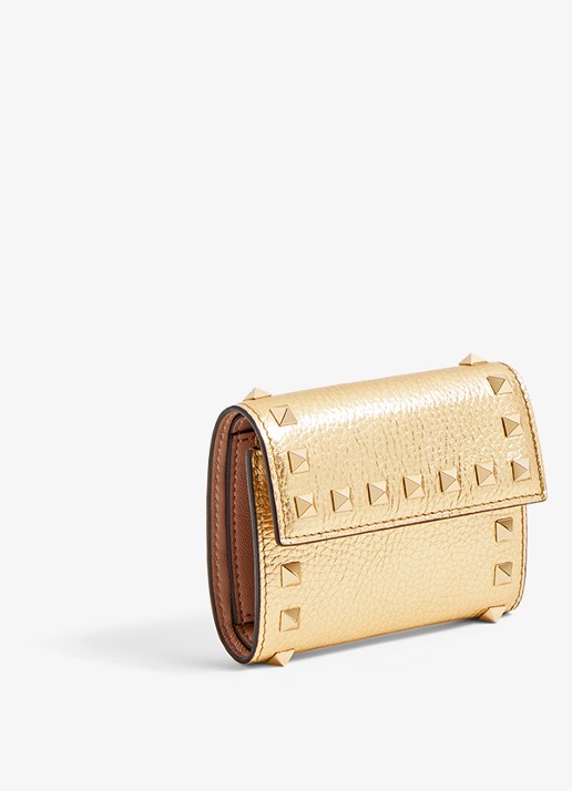 Valentino Garavani Rockstud portemonnee van kalfsleer met metallic finish - detail 3 goud