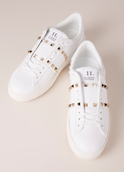 Valentino Garavani Rockstud Untitled sneaker van kalfsleer met studs - detail 4 wit