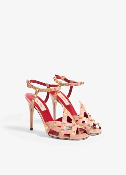 Valentino Garavani Sandalette van geitenleer met studs - voorkant 6 oudroze