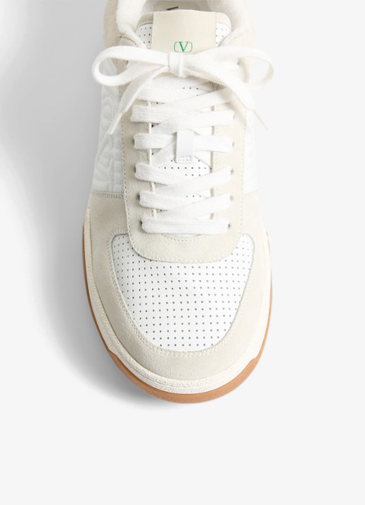 Valentino Garavani Sneaker van leer met suède details - detail 5 gebroken wit