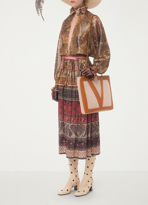 Valentino Garavani Viva Superstar Large schoudertas van canvas met lamsleren details - detail 7 camel