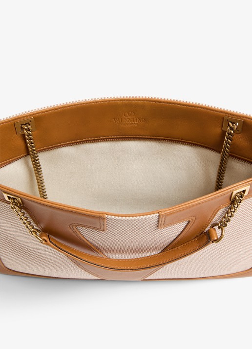 Valentino Garavani Viva Superstar Medium schoudertas van canvas met lamsleren details - detail 6 camel