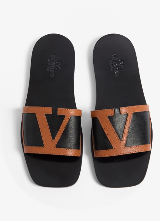 Valentino Garavani Viva Superstar slipper van geitenleer  - detail 3 zwart