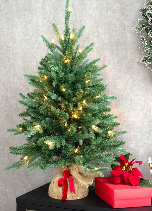 Van Der Gucht Everton Spruce kunstkerstboom met LED verlichting 61 cm - voorkant 3 groen