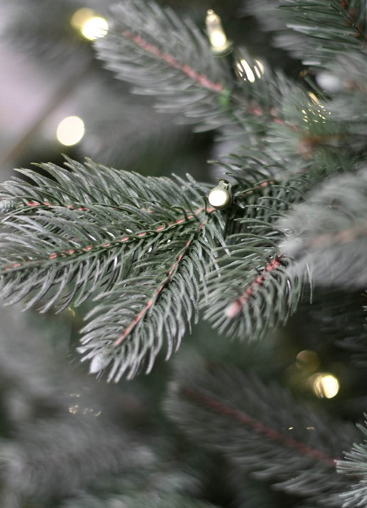 Van Der Gucht Frosted Colorado kunstkerstboom met LED verlichting 213 cm - voorkant 5 groen