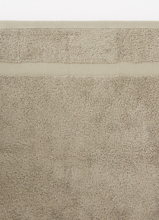 Vandyck Ranger badhanddoek - 650 gr/m2 - 55 x 100 cm - detail groen