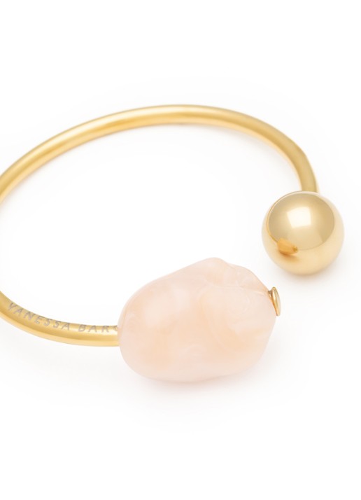 Vanessa Baroni Pearl bangle - detail 3 goud