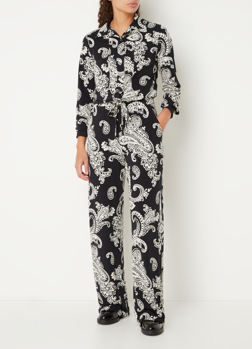 Vanilia Jumpsuit met strikceintuur - detail 4 zwart