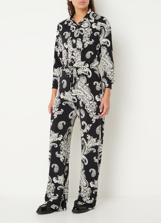 Vanilia Jumpsuit met strikceintuur - voorkant 3 zwart
