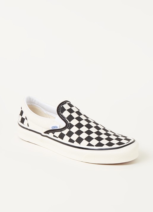 VANS Classis Slip On instapper met ruitdessin - voorkant gebroken wit