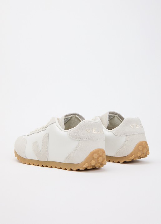 Veja GT sneaker van leer met suède details - achterkant wit