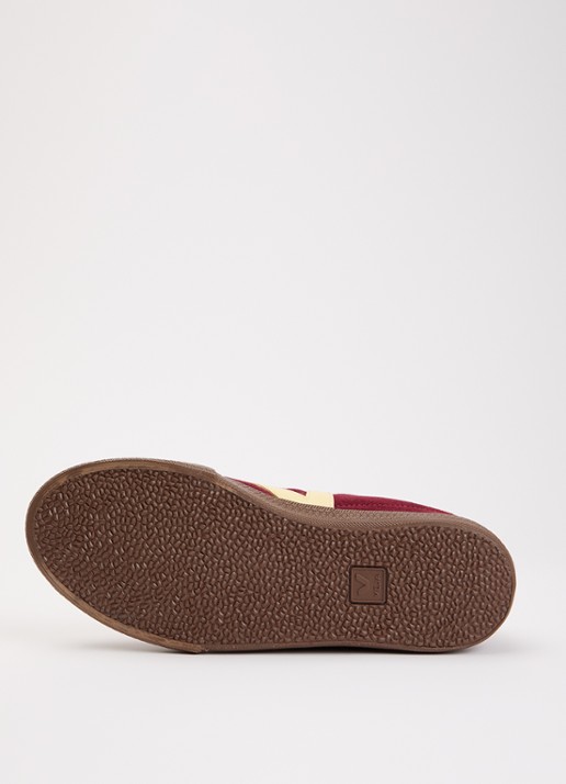 Veja Panenka sneaker van suède - detail 5 bordeauxrood