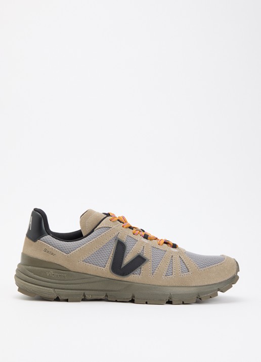 Veja Salar Alveomesh sneaker met suède details