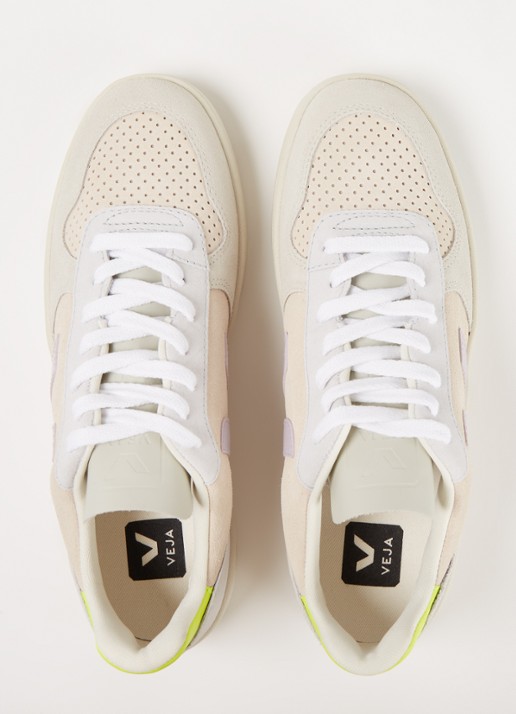 Veja V-10 sneaker met suède details - detail 4 creme