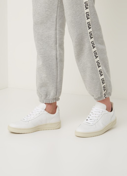 Veja V-10 sneaker van leer - voorkant 3 wit