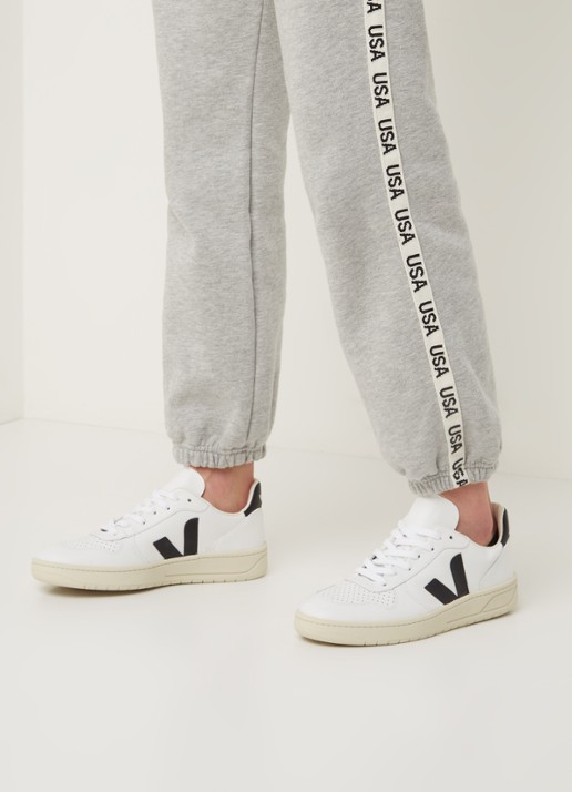 Veja V-10 sneaker van leer - voorkant 2 wit