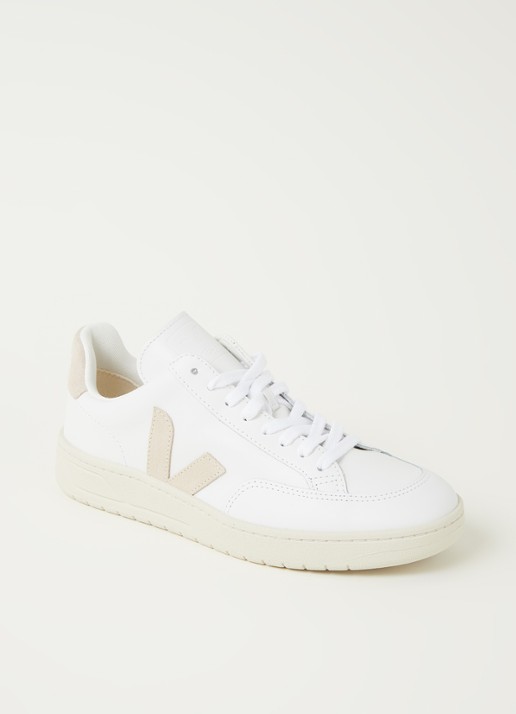 Veja V-12 sneaker van leer met suède details