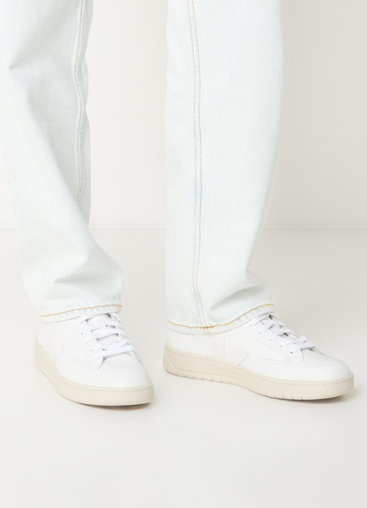 Veja V-12 sneaker van leer met suède details - voorkant 6 lichtblauw