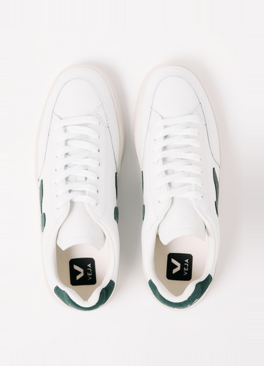 Veja V-12 sneaker van leer met suède details - detail 3 groen