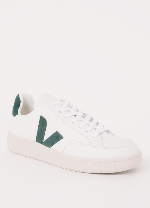 Veja V-12 sneaker van leer met suède details - voorkant 5 groen