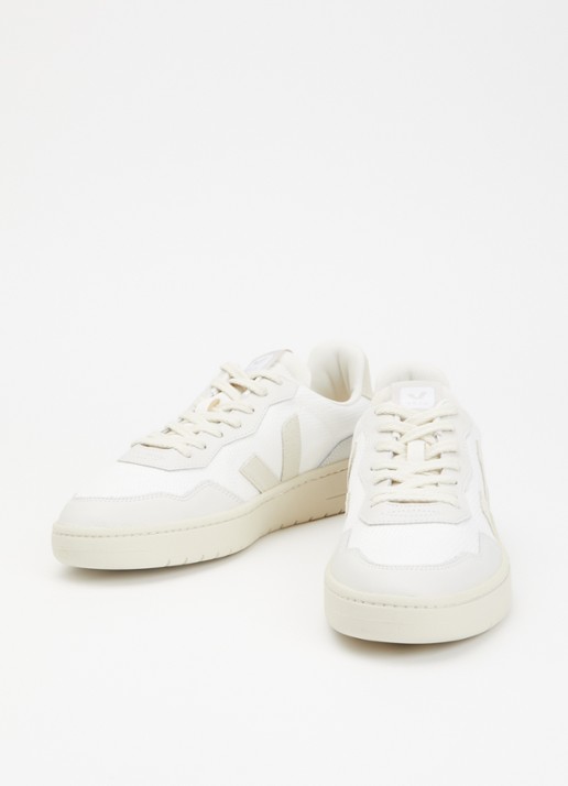 Veja V-90 sneaker met leren details - detail 4 wit