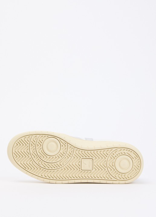 Veja V-90 sneaker van leer met logo - detail 5 wit
