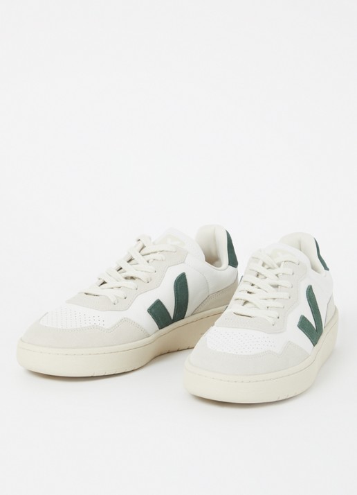 Veja V-90 sneaker van leer met suède details - detail wit