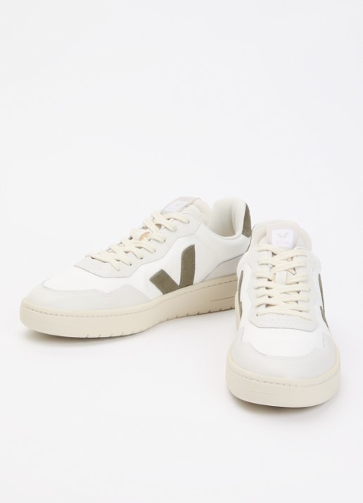 Veja V-90 sneaker van mesh met suède en leren details - detail wit