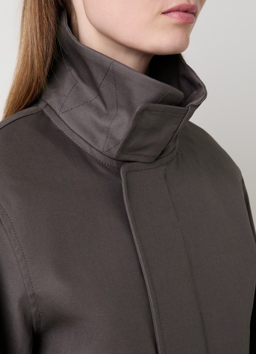 Victoria Beckham Bomberjack met steekzakken - detail 2 taupe