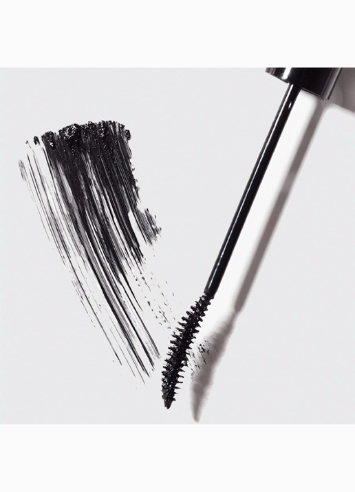 Victoria Beckham Future Lash Mascara - detail 4 black