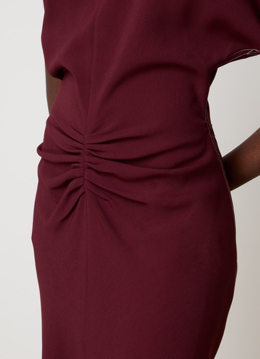 Victoria Beckham Midi jurk met plooidetail  - detail 5 donkerrood