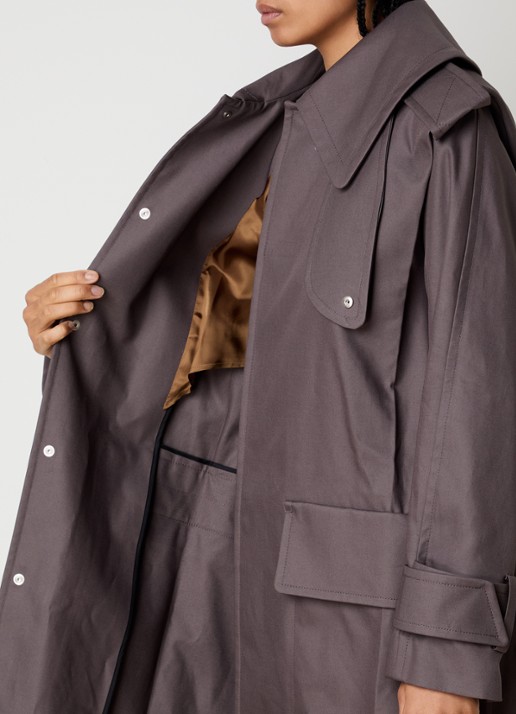 Victoria Beckham Philippa trenchcoat met strikceintuur - detail 4 antraciet