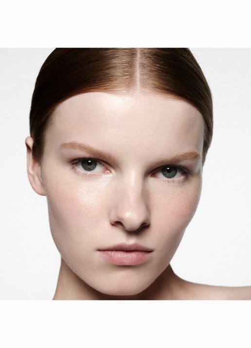 Victoria Beckham The Concealer Pen - detail 4 fl1