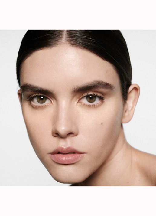 Victoria Beckham The Concealer Pen - detail 6 fl2