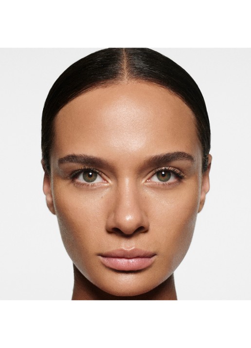 Victoria Beckham The Concealer Pen - detail 3 lm2
