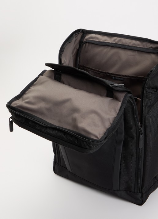 Victorinox Altmont Professional Fliptop rugzak met 15 inch laptopvak - unisex - detail 3 zwart