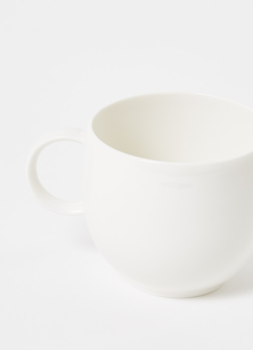 Villeroy & Boch Like Letters L mok 38 cl - detail 3 gebroken wit