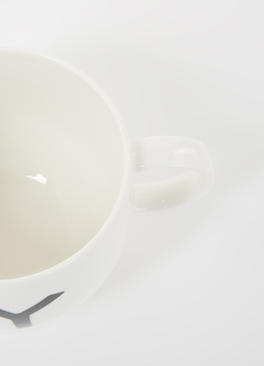 Villeroy & Boch Like Letters Y mok 38 cl - detail 3 gebroken wit