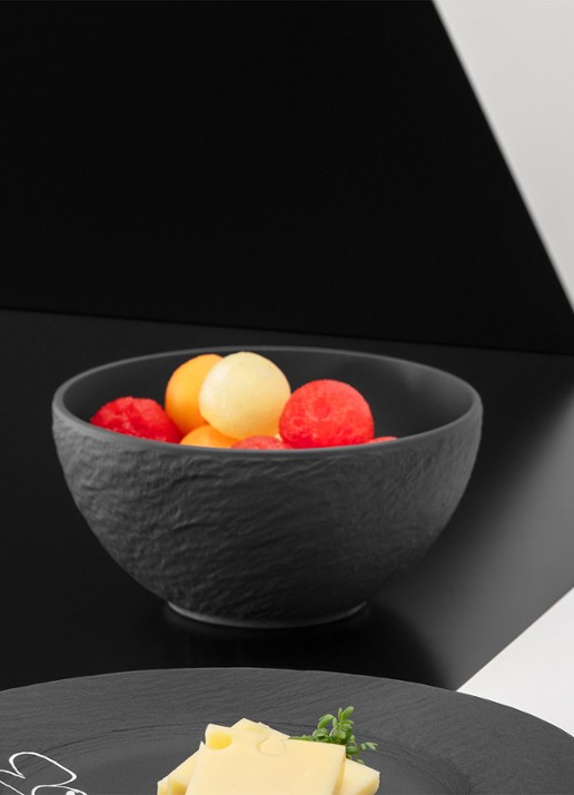 Villeroy & Boch Manufacture Rock - Mickey Mouse kom 14 cm - detail 2 zwart