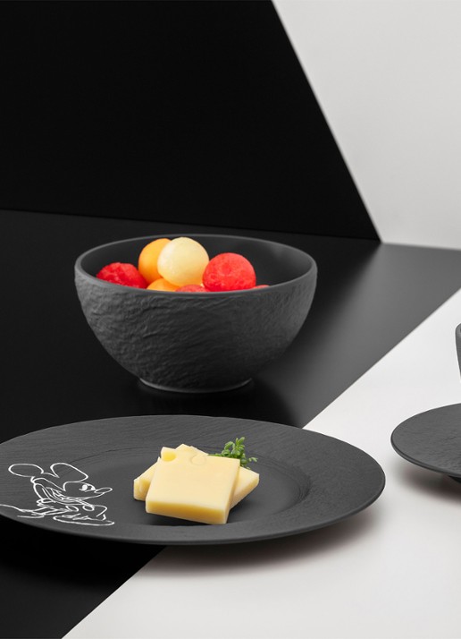 Villeroy & Boch Manufacture Rock - Mickey Mouse ontbijt-/gebaksbordje 22 cm set van 2 - detail 4 zwart